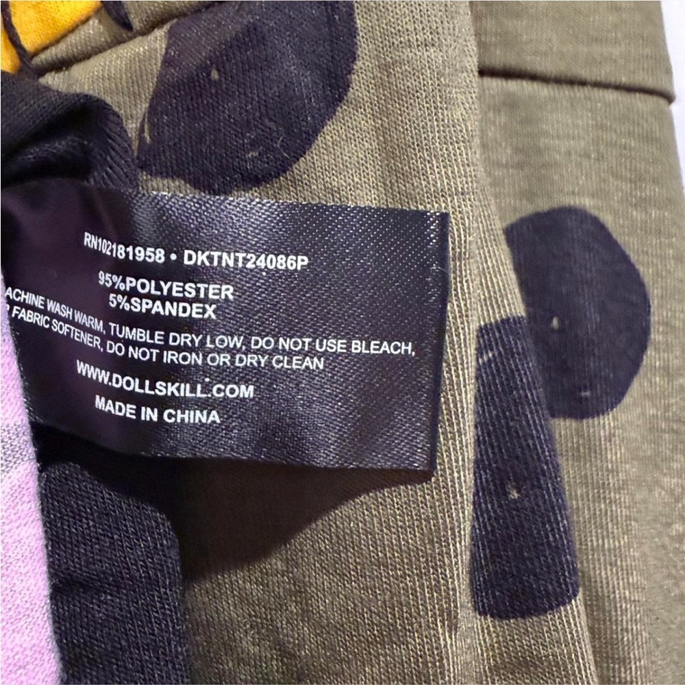 Dolls Kill Nightmare Before Christmas Sally Halloween Costume, Plus Size 3X NEW - Picture 9 of 12